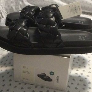a. new day black size 9 sandals BRAND NEW